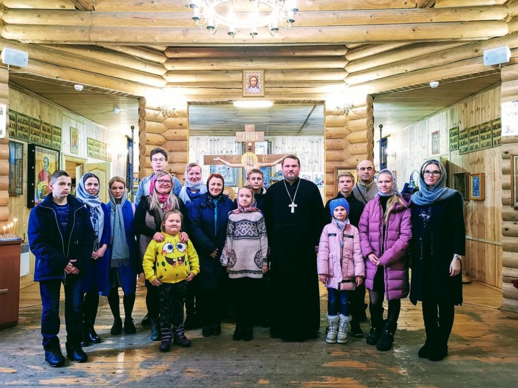 Школа волонтеров открылась при храме в Подольске