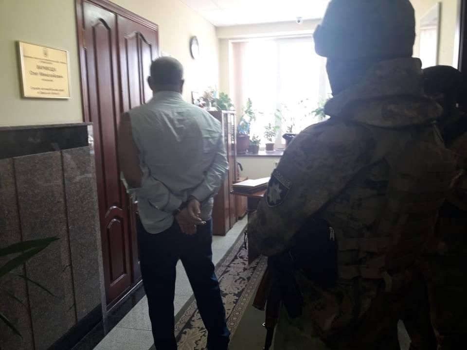Владельца незаконного асфальтового завода в Подольске задержали на Украине