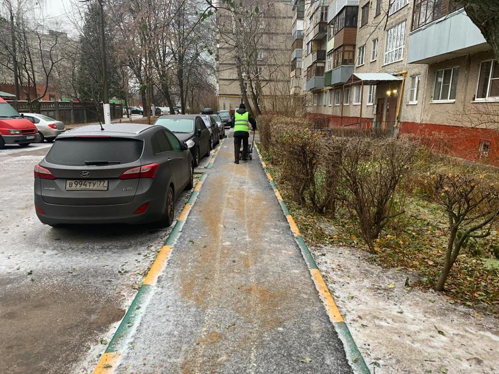 В Подольске устраняют последствия ледяного дождя
