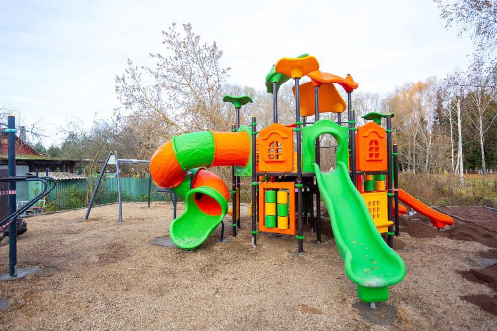 Новая детская площадка появится в деревне Лаговское