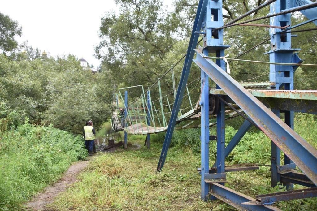В Г.о. Подольск начали ремонт подвесного моста между поселком Дубровицы и деревней Лемешово