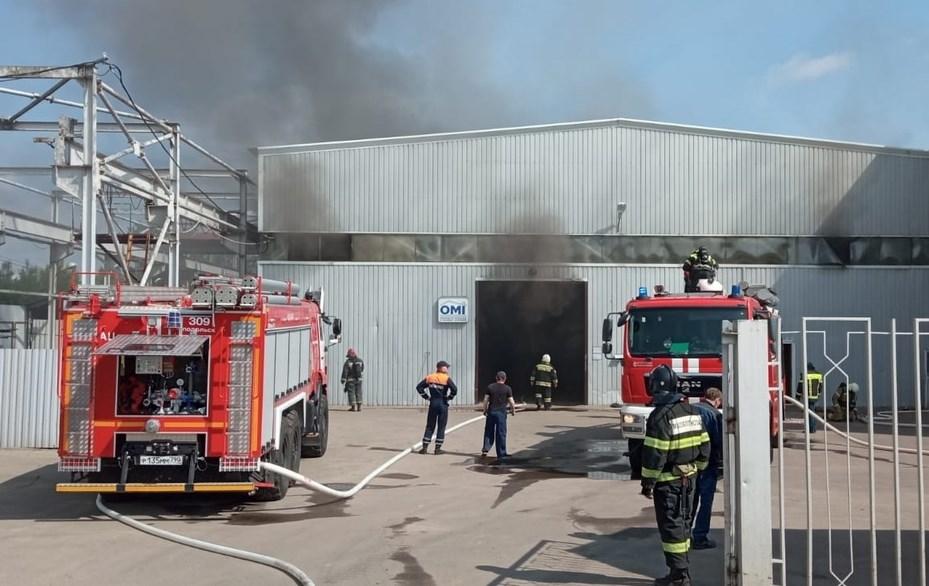 Ликвидация пожара на складах в посёлке Быково
